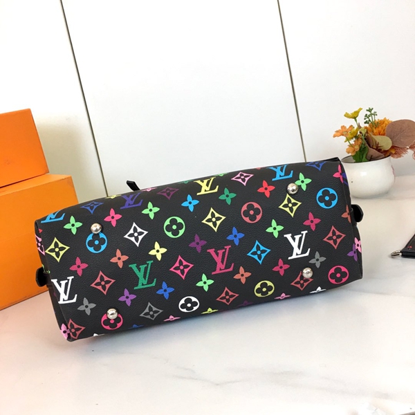 ルイヴィトンバッグ着用イメージ